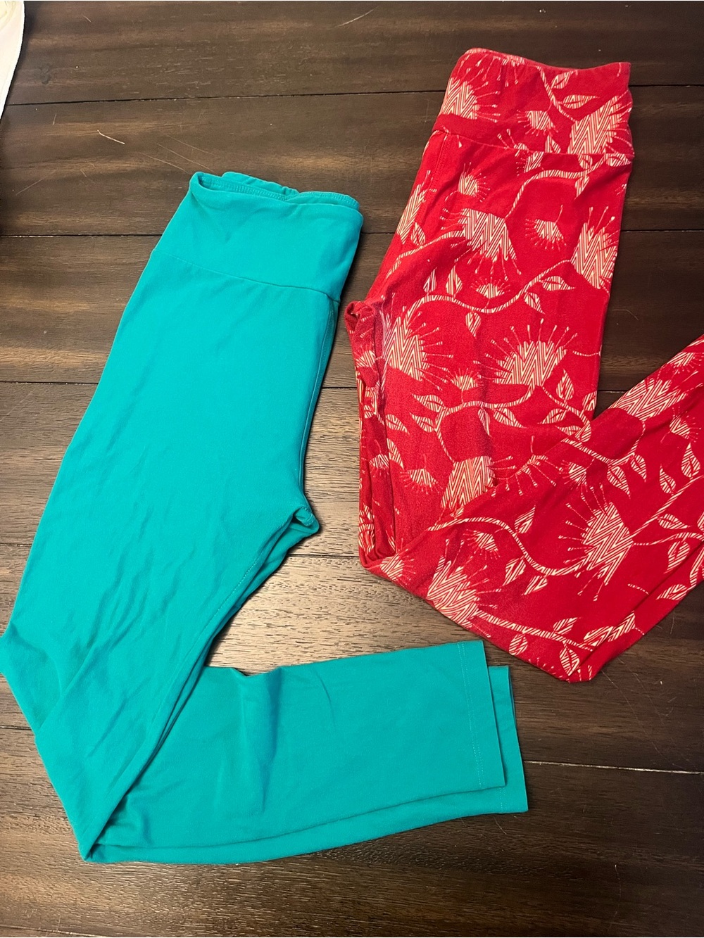 LuLaRoe Teal Leggings and Red Patterned Leggings Set